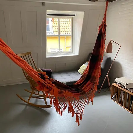 Apartment The Dollhouse *